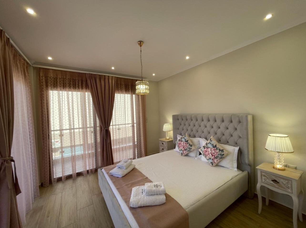 Agora Luxury Villa I Λουτράκι Εξωτερικό φωτογραφία